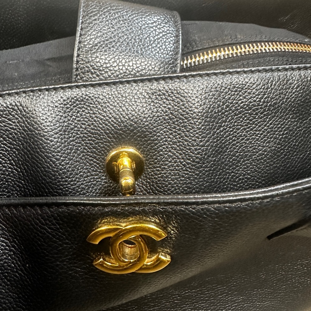 Chanel Black Leather Tote Bag - Picture 3 of 11